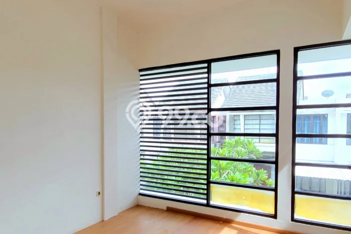 Hunian Elit LB 129m2 Siap Pakai Desain Elegan di Bintaro, Tangerang Selatan Hunian Elit LB 129m2 Siap Pakai Desain Elegan di Bintaro, Tangerang Selatan