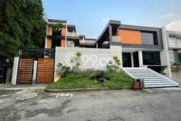 Siap Huni Rumah Mewah 6 Kamar di Jagakarsa Dekat ke Mana Pun Siap Huni Rumah Mewah 6 Kamar di Jagakarsa Dekat ke Mana Pun