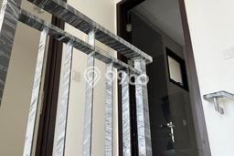 For Sale Hunian Rumah Terawat 2 Kamar di Pantai Indah Kapuk 2, Jakarta Utara For Sale Hunian Rumah Terawat 2 Kamar di Pantai Indah Kapuk 2, Jakarta Utara