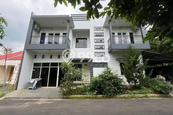 Dijual Rumah Strategis Bagus Punya 5 KT di Banyumanik Semarang SHM Dijual Rumah Strategis Bagus Punya 5 KT di Banyumanik Semarang SHM