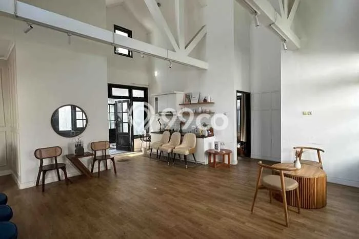Rumah Minimalis 4 Kamar LT 200m2 di Manyaran Rumah Minimalis 4 Kamar LT 200m2 di Manyaran