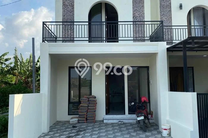 Rumah Strategis Minimalis Lb 100m2 di Pedurungan, Semarang Rumah Strategis Minimalis Lb 100m2 di Pedurungan, Semarang