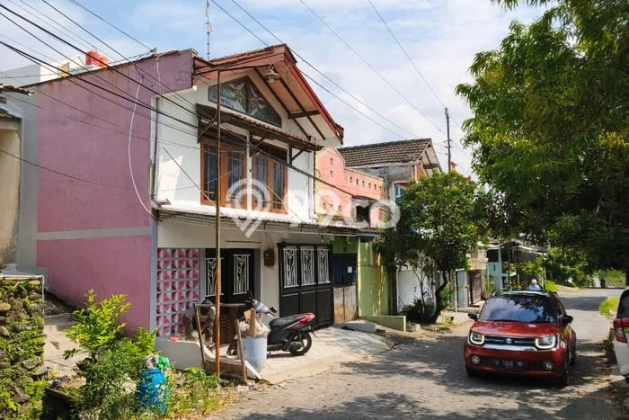 Disewakan segera hunian minimalis strategis 4 Kamar di Tembalang, Semarang Disewakan segera hunian minimalis strategis 4 Kamar di Tembalang, Semarang