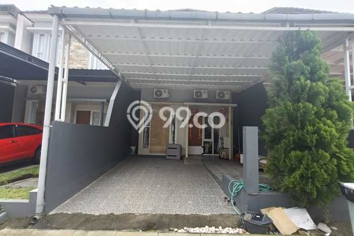 For Sale Rumah 3 Kamar Lokasi Ideal Nyaman dan Strategis di Banyumanik For Sale Rumah 3 Kamar Lokasi Ideal Nyaman dan Strategis di Banyumanik