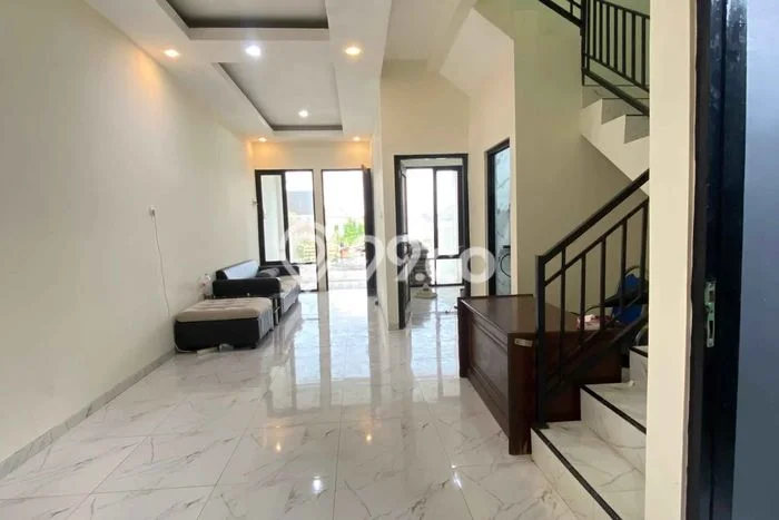 Rumah Strategis Minimalis Lb 100m2 di Pedurungan, Semarang Rumah Strategis Minimalis Lb 100m2 di Pedurungan, Semarang
