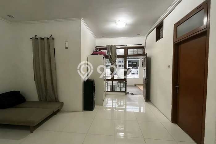Rumah Modern Minimalis 3 KT Bisa Langsung Pindah di Semarang Tengah Rumah Modern Minimalis 3 KT Bisa Langsung Pindah di Semarang Tengah