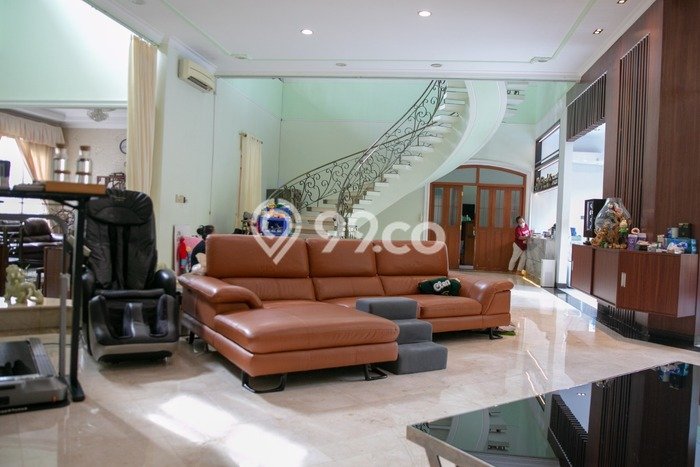 Dijual Rumah Mewah Elegan Dengan View Cantik di Pantai Indah Kapuk, Jakarta Utara Dijual Rumah Mewah Elegan Dengan View Cantik di Pantai Indah Kapuk, Jakarta Utara