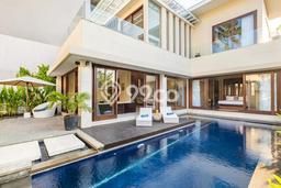 FOR SALE! Vila Kawasan Kuta Utara, Area 660m2m², Lokasi Premium FOR SALE! Vila Kawasan Kuta Utara, Area 660m2m², Lokasi Premium