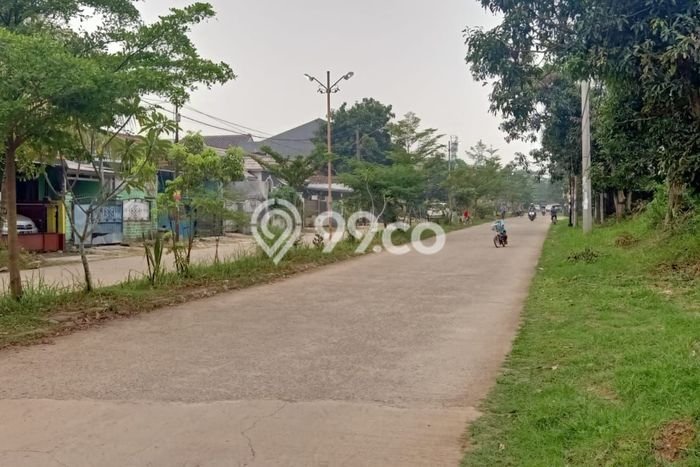 Tanah Kosong Dijual di Bogor dengan Area 300m2 Tanah Kosong Dijual di Bogor dengan Area 300m2