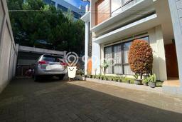 Hunian Nyaman Asri 5 KT Siap Pakai di Lembang Bandung Hunian Nyaman Asri 5 KT Siap Pakai di Lembang Bandung