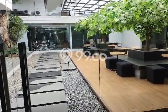 Unit Komersial Dijual di Bandung LT 1026m2 & LB 500m2 Unit Komersial Dijual di Bandung LT 1026m2 & LB 500m2