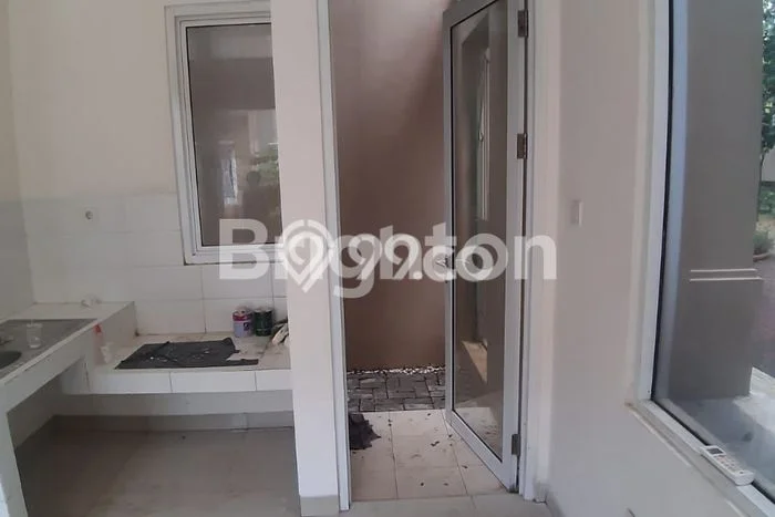 Rumah Elit LB 130m2 Siap Pakai Desain Elegan di Gading Serpong Elista Village, Tangerang Rumah Elit LB 130m2 Siap Pakai Desain Elegan di Gading Serpong Elista Village, Tangerang