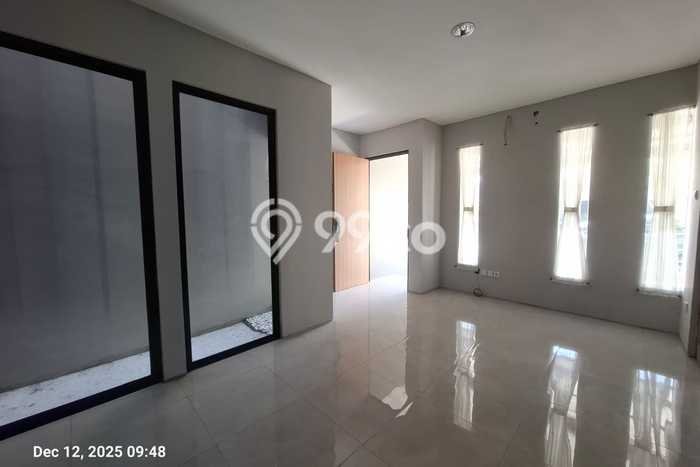For Sale Hunian Rumah Terawat 3 Kamar di Grand Wisata, Bekasi For Sale Hunian Rumah Terawat 3 Kamar di Grand Wisata, Bekasi