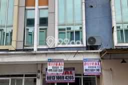 Ruko Dijual di Serang Serang dengan Luas Bangunan 100m2 Ruko Dijual di Serang Serang dengan Luas Bangunan 100m2