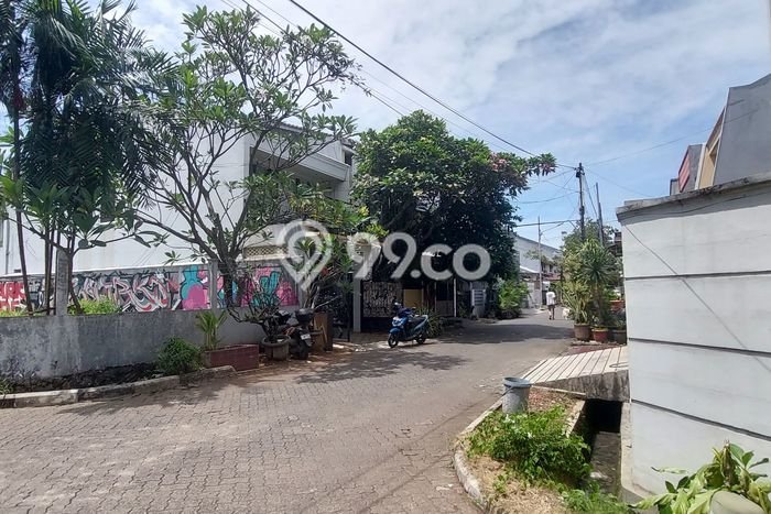 Tanah Dijual di Jakarta Barat Seluas 258m2 Strategis Tanah Dijual di Jakarta Barat Seluas 258m2 Strategis