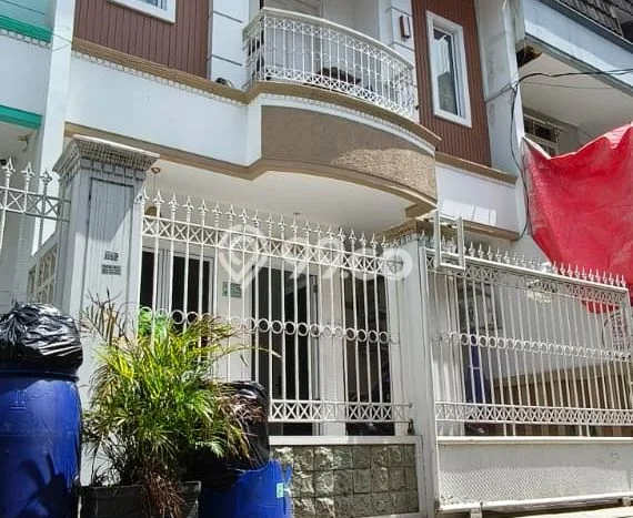 Kost untuk Dijual di Tanjung Duren Punya 20 Kamar Kost untuk Dijual di Tanjung Duren Punya 20 Kamar