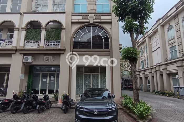 Unit Ruko Dijual di Bekasi LT 45m2 & LB 135m2 Unit Ruko Dijual di Bekasi LT 45m2 & LB 135m2
