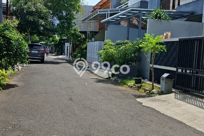 Rumah Kost Dijual Lokasi Cakung, Jakarta Timur, 8 Kamar Tidur, 3 Kamar Mandi, 200m2 Rumah Kost Dijual Lokasi Cakung, Jakarta Timur, 8 Kamar Tidur, 3 Kamar Mandi, 200m2