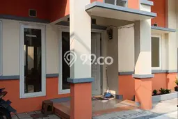 Rumah Luas Asri 3 KT Siap Pakai di Harapan Indah Bekasi Rumah Luas Asri 3 KT Siap Pakai di Harapan Indah Bekasi