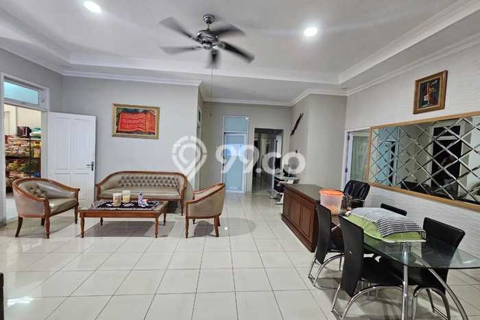 For Sale! Luxury House LT 220m2 Desain Modern di Harapan Indah For Sale! Luxury House LT 220m2 Desain Modern di Harapan Indah