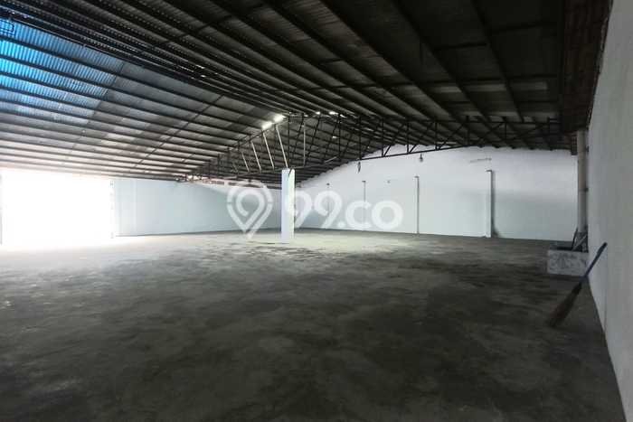 Gudang untuk Disewa di Pusat Jakarta Timur Luas Bangunan 450m2 Gudang untuk Disewa di Pusat Jakarta Timur Luas Bangunan 450m2