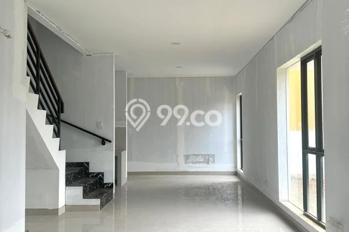 Dijual Cepat Rumah Strategis LT 68m2 LB 104m2 di Jakarta Barat Cocok untuk Hunian Dijual Cepat Rumah Strategis LT 68m2 LB 104m2 di Jakarta Barat Cocok untuk Hunian