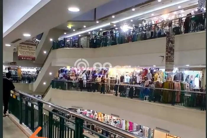 Ruko Dijual di Prime Area Jakarta Pusat Luas 4m2 Ruko Dijual di Prime Area Jakarta Pusat Luas 4m2