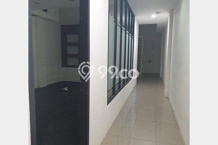 Ruko Dijual di Prime Area Jakarta Pusat Luas 100m2 Ruko Dijual di Prime Area Jakarta Pusat Luas 100m2