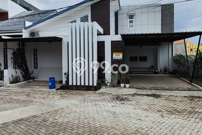 LISTING BARU! Rumah Strategis di Sukarame, Luas 194m2m² Bangunan 160m2m² LISTING BARU! Rumah Strategis di Sukarame, Luas 194m2m² Bangunan 160m2m²