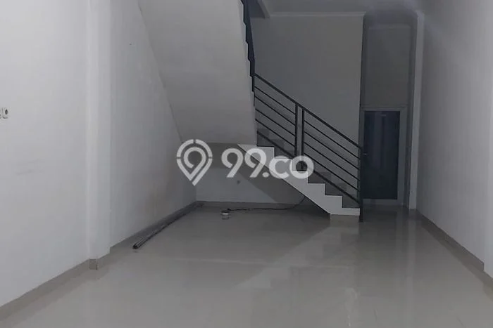 Ruko Disewakan di Area Ramai Tanjung Senang, Bandar Lampung Ruko Disewakan di Area Ramai Tanjung Senang, Bandar Lampung