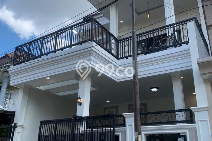 For Sale! Luxury House LT 146m2 Desain Modern di Malang Kota For Sale! Luxury House LT 146m2 Desain Modern di Malang Kota