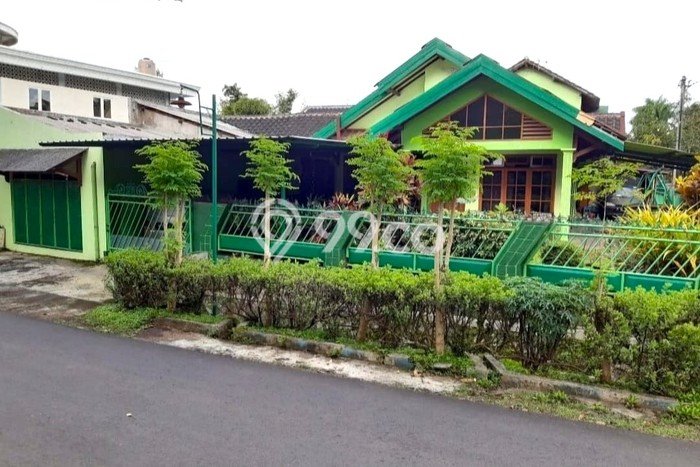Rumah Modern 5 KT di Malang Kota Malang Full Furnished Rumah Modern 5 KT di Malang Kota Malang Full Furnished
