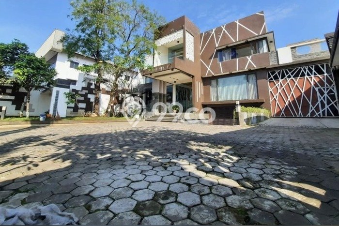 KAWASAN BISNIS! Gudang di Karangploso, Luas 1980m2m², Jalan Raya KAWASAN BISNIS! Gudang di Karangploso, Luas 1980m2m², Jalan Raya