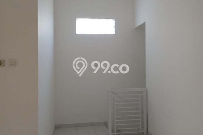 Dijual Hunian Rumah Terawat 5 Kamar di Sulfat, Malang Dijual Hunian Rumah Terawat 5 Kamar di Sulfat, Malang