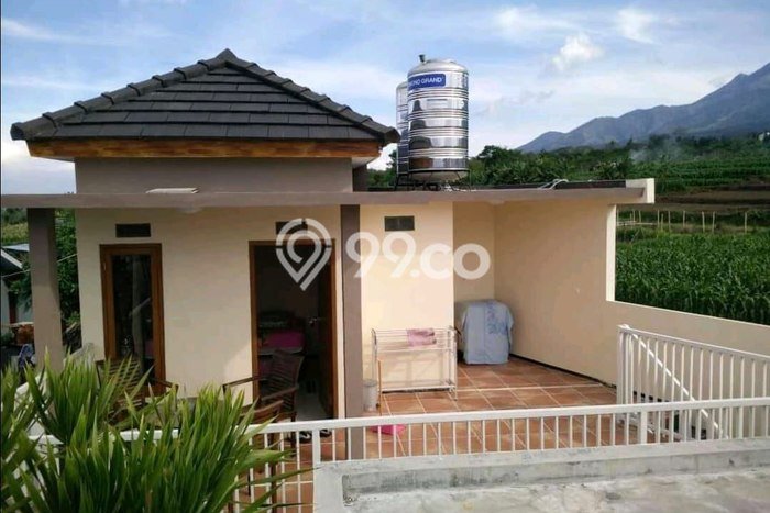 FOR SALE! Vila Kawasan , Luas 206m2m², Lokasi Premium FOR SALE! Vila Kawasan , Luas 206m2m², Lokasi Premium