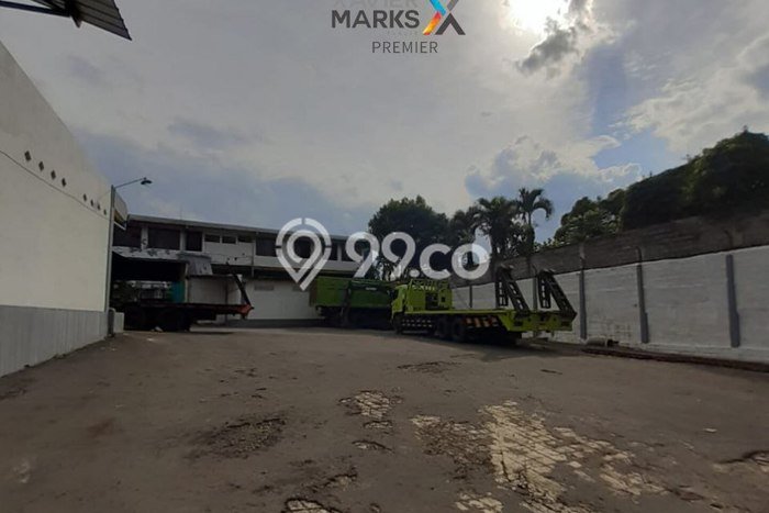 Gudang Dijual di Singosari LT 3930m2, LB 2000m2 untuk Investasi Gudang Dijual di Singosari LT 3930m2, LB 2000m2 untuk Investasi