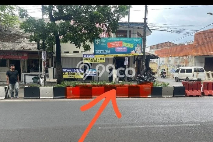 Lokasi Strategis! Dijual Ruko Bisnis di Cimahi Tengah, Cimahi Kondisi Bagus Lokasi Strategis! Dijual Ruko Bisnis di Cimahi Tengah, Cimahi Kondisi Bagus