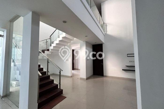 Hunian Mewah LB 378m2 Siap Huni Desain Elegan di Renon, Denpasar Hunian Mewah LB 378m2 Siap Huni Desain Elegan di Renon, Denpasar