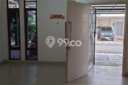 Disewakan! Rumah 3 Kamar Tidur &
3 Kamar Mandi di Jakarta Garden City, Jakarta Timur Disewakan! Rumah 3 Kamar Tidur &
3 Kamar Mandi di Jakarta Garden City, Jakarta Timur