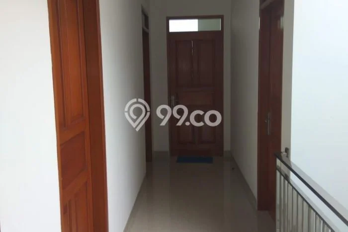 Rumah Luas Asri 5 KT Siap Pakai di Semper Jakarta Utara Rumah Luas Asri 5 KT Siap Pakai di Semper Jakarta Utara