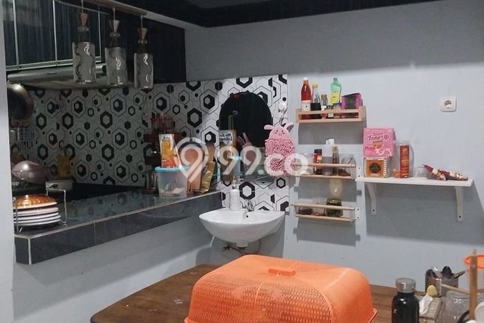 Rumah Modern Cantik 5 KT Bisa Langsung Pindah di Tangerang Rumah Modern Cantik 5 KT Bisa Langsung Pindah di Tangerang