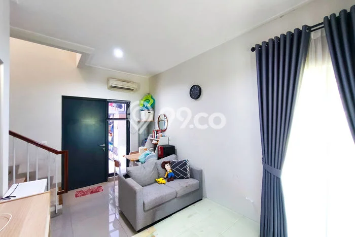 Dijual Rumah Strategis Bagus Punya 2 KT di Serpong Tangerang Selatan - Dijual Rumah Strategis Bagus Punya 2 KT di Serpong Tangerang Selatan -