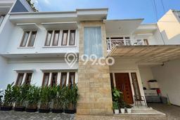 Rumah area Jagakarsa, Jakarta Selatan, LT 124m² LB 200m² Rumah area Jagakarsa, Jakarta Selatan, LT 124m² LB 200m²