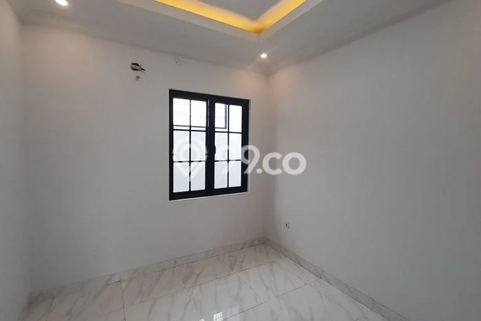 Siap Huni Hunian Elit 4 Kamar di Jagakarsa Dekat ke Mana Pun Siap Huni Hunian Elit 4 Kamar di Jagakarsa Dekat ke Mana Pun