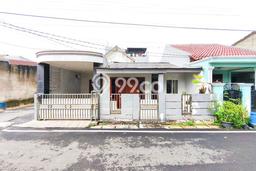 Dijual Rumah 4 Kamar Lokasi Ideal Bagus dan Strategis di Serpong Utara Dijual Rumah 4 Kamar Lokasi Ideal Bagus dan Strategis di Serpong Utara