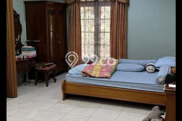 Hunian Elit LB 322m2 Siap Pakai Desain Elegan di Puri Indah, Jakarta Barat Hunian Elit LB 322m2 Siap Pakai Desain Elegan di Puri Indah, Jakarta Barat