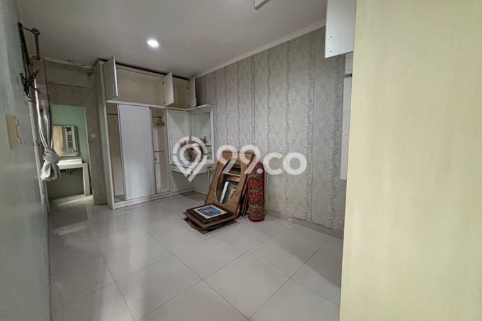 Hunian Nyaman Asri 4 KT Siap Pakai di Gading Serpong Tangerang Hunian Nyaman Asri 4 KT Siap Pakai di Gading Serpong Tangerang