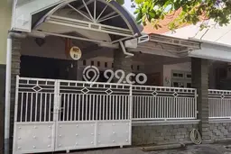 Rumah Modern 3 KT di Gresik Kota Gresik Semi Furnished Rumah Modern 3 KT di Gresik Kota Gresik Semi Furnished