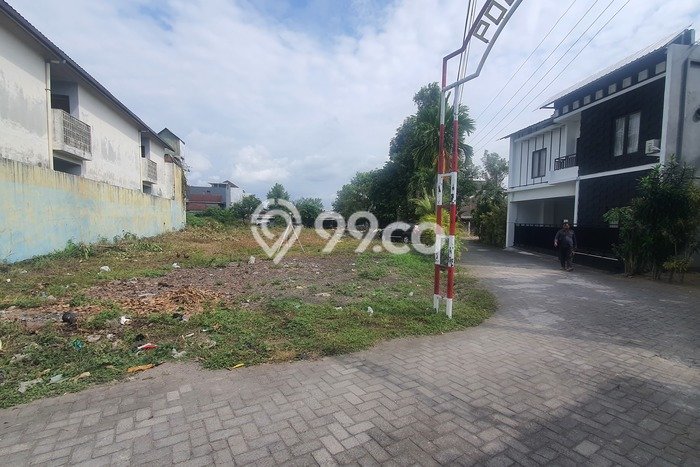 Tanah Bisnis Kawasan Condong Catur, Luas 183m2m², Lokasi Strategis Tanah Bisnis Kawasan Condong Catur, Luas 183m2m², Lokasi Strategis