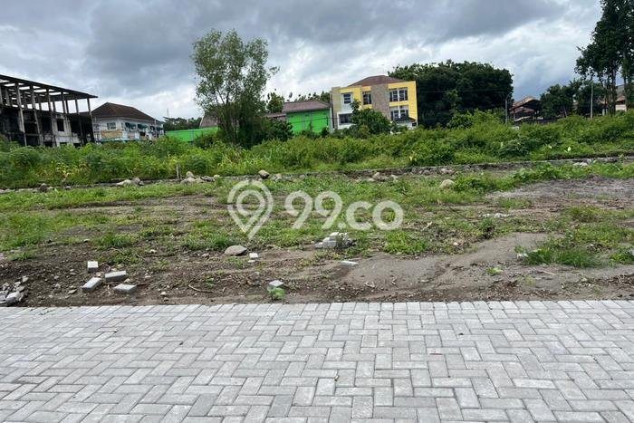 Kavling Tanah Dijual di Mlati, Sleman, Luas 200m2 Area Strategis Kavling Tanah Dijual di Mlati, Sleman, Luas 200m2 Area Strategis